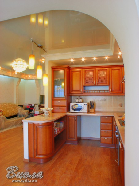 кухня под заказ учитывае особенности помещения