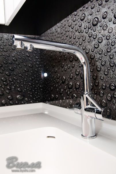 Кухня Хай-Тек с фотопечатью