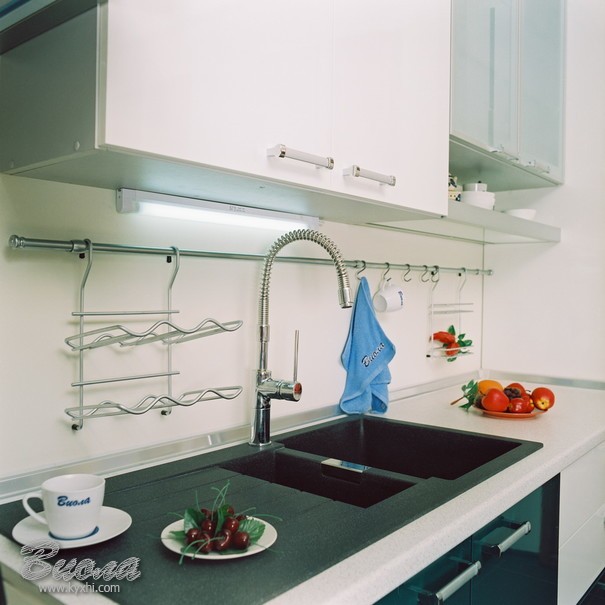 бесшовная мойка из искусственного для кухни в Днепропетровске