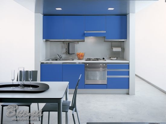 синяя мини кухня фото
