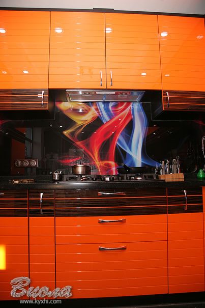 Кухня комбинированый фасад плита